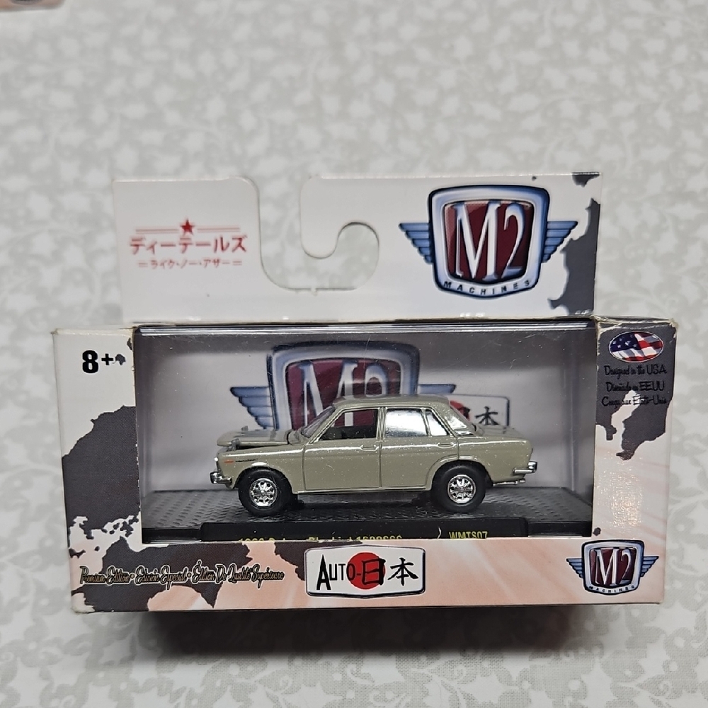 M2 Machines 1969 Nissan Bluebird 1600SSS Premium Die-cast Car WMTS07 18-10